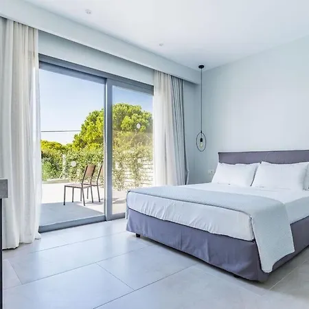 Les Residences * Svoronata